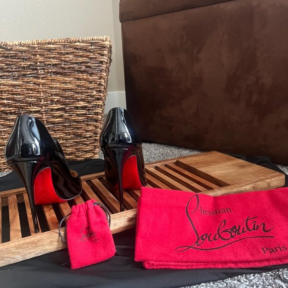 Christian Louboutin Glossy Black Heels with Red Soles - Picture 3 of 8